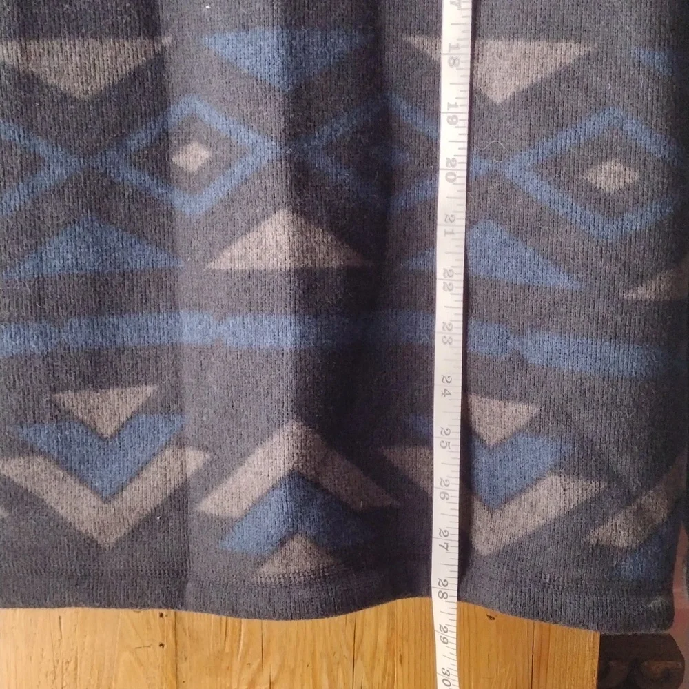The North Face  Gordon Lyons Aztec 1/4 zip pullover M